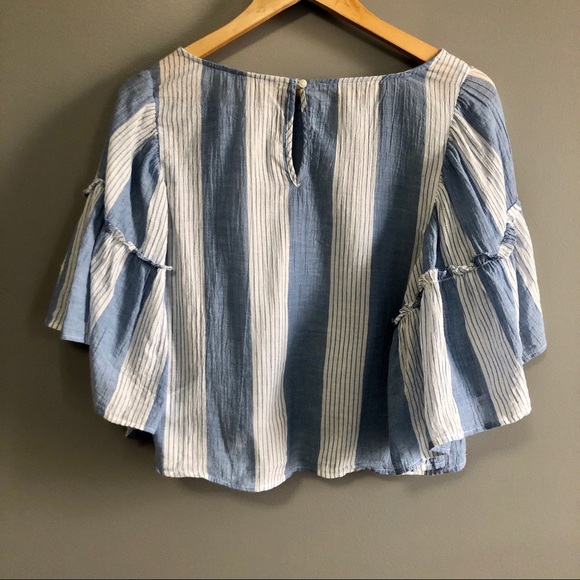 American Eagle Blue and White Top - Picture 3 of 5